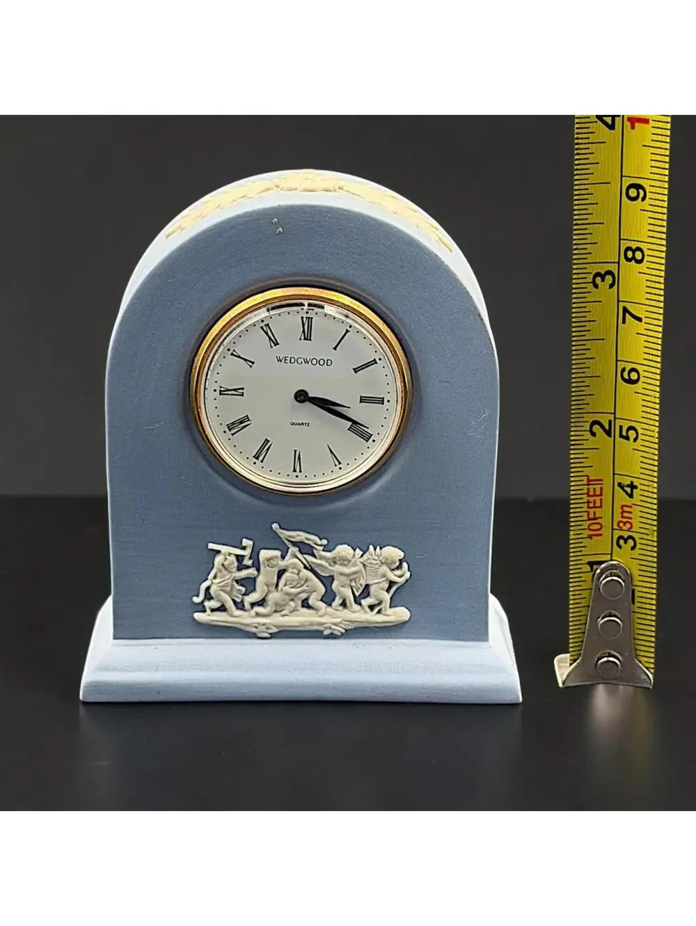 Vintage Wedgwood Jasperware Blue Mantel Clock Cherub Quartz Clock England